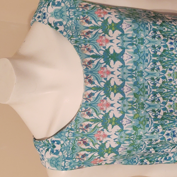 Just...Taylor Sleeveless Shift Dress - Picture 2 of 10